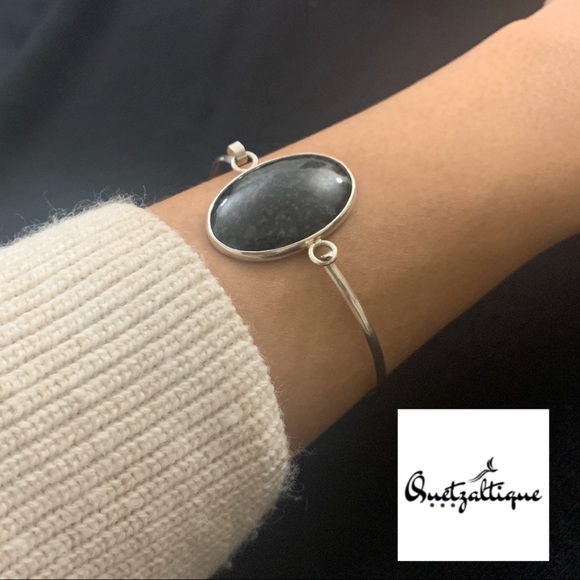 Sterling silver with real Guatemalan jade ✨ - Picture 3 of 4